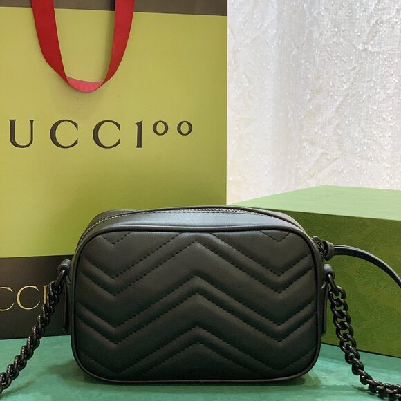 GUCCI Marmont Small Matelasse Shoulder Bag Black - Picture 2 of 9